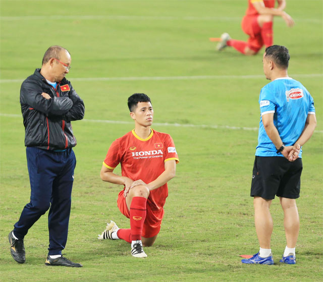 HLV Park củng cố vị trí ở bóng đá Việt Nam - Ảnh: Đức Cường 
