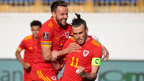 ĐT Tây Ban Nha giúp ĐT Xứ Wales giành vé play-off