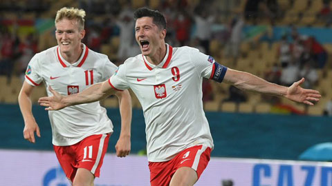 Lewandowski và các đồng đội ở ĐT Ba Lan sẽ lại ăn mừng chiến thắng trước đối thủ Hungary	