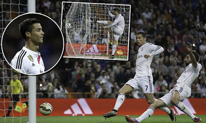 Arbeloa khiến Ronaldo tức điên vì cướp mất bàn thắng