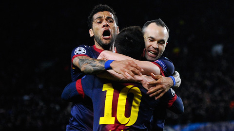 Barcelona muốn đưa Messi và Iniesta trở lại sau khi tái ngộ Alves