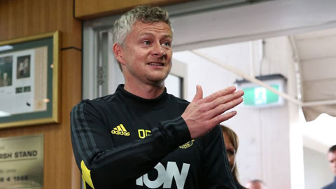 Cuộc họp khẩn cấp của Solskjaer