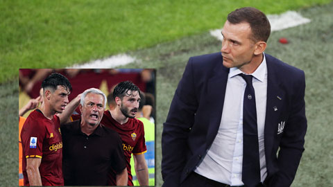 Shevchenko khó được hưởng niềm vui khi trận ra mắt Genoa lại đụng phải Roma của Mourinho