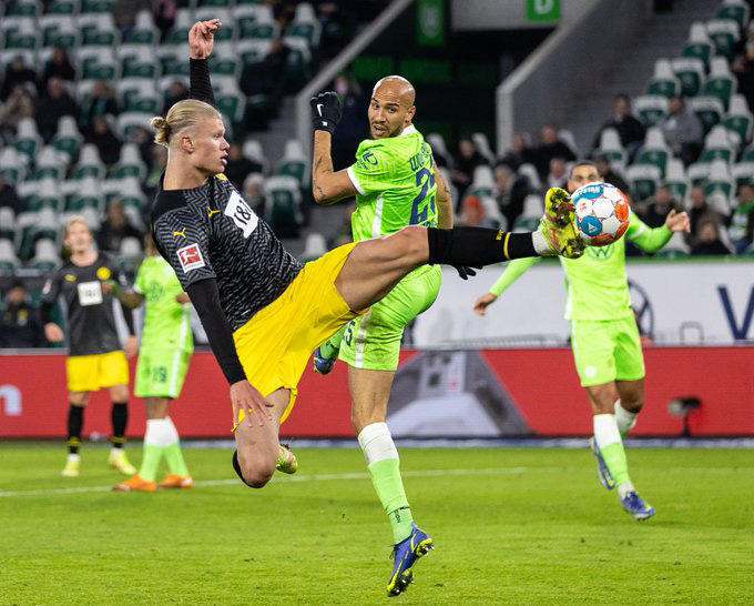 Haaland ghi bàn ấn định tỷ số 3-1 trận Wolfsburg vs Dortmund