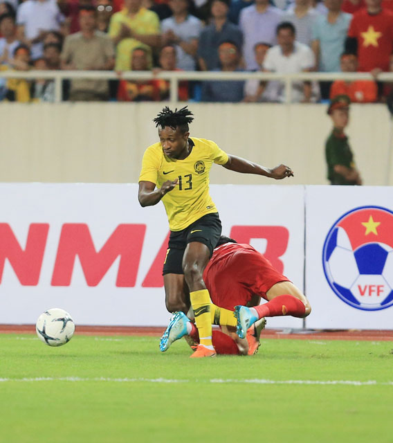 Tốc độ của Sumareh từng gây ra không ít khó khăn cho các tuyển thủ Việt Nam - Ảnh: MINH TUẤN