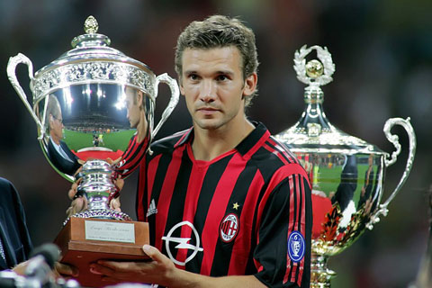 Tân HLV trưởng Genoa, Shevchenko từng giành rất nhiều danh hiệu trong hơn 7 năm khoác áo Milan