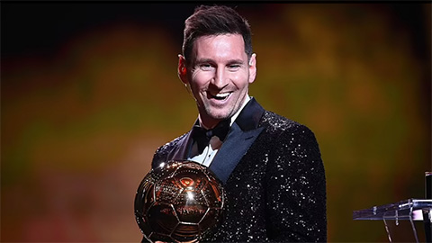 Ronaldo ủng hộ quan điểm Messi cướp Quả Bóng Vàng của anh