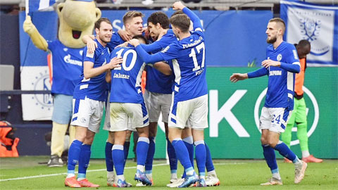 Soi kèo St Pauli vs Schalke, 2h30 ngày 5/12: Tài góc hiệp 1 