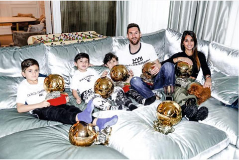 Lionel Messi: “Ngoài chơi bóng, hạnh phúc của tôi là được ở nhà với những người thân trong gia đình!”
