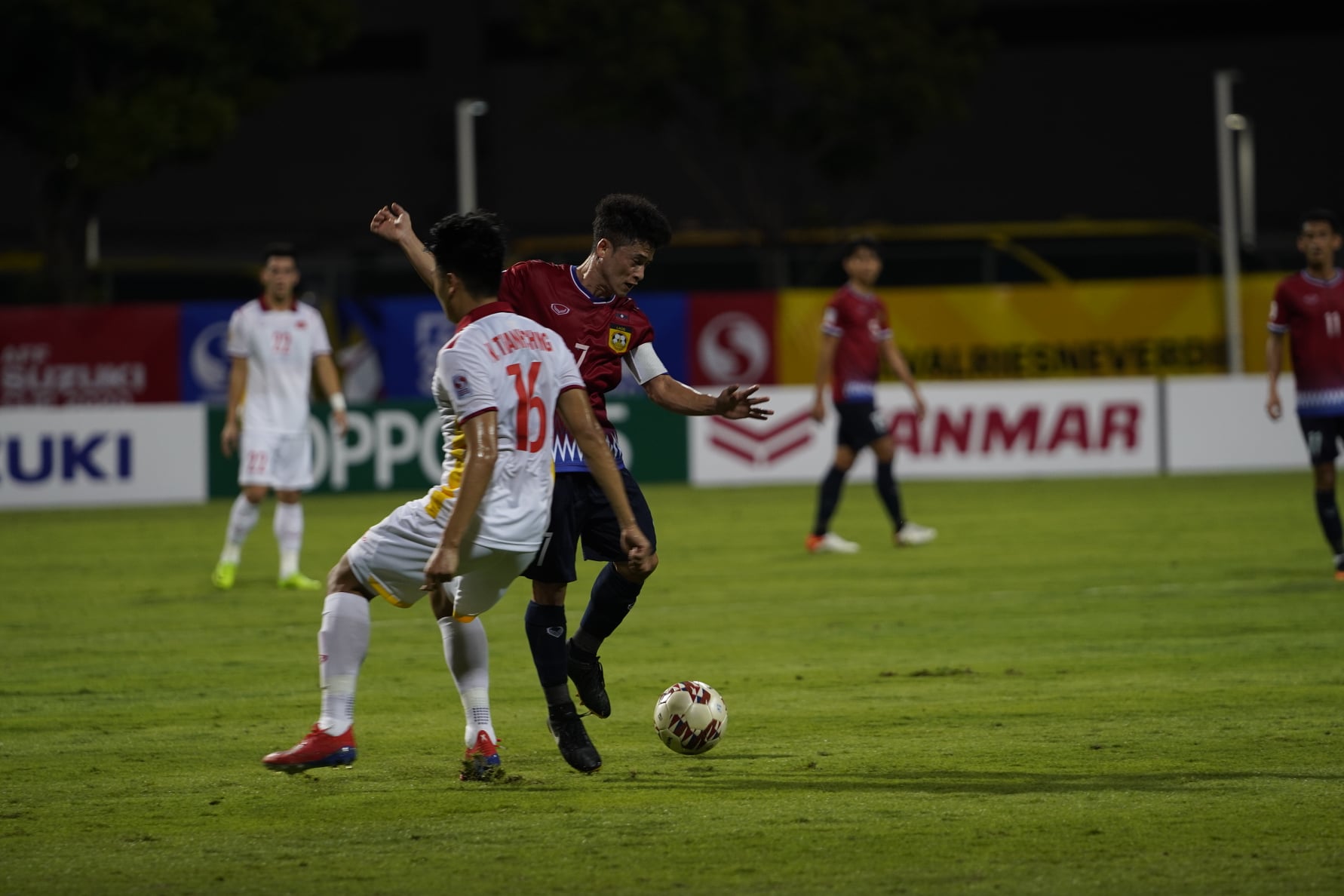 Vongchiengkham dự đoán Singapore mới là đối thủ đáng gờm nhất của Việt Nam ở AFF Cup 2020 