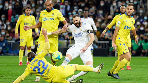 Real Madrid bị Cadiz cầm hòa 0-0: Cuộc đua lại 'nóng'
