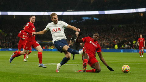 Liverpool để Tottenham cầm hòa 2-2: Cơn điên của Klopp và 'người khổng lồ' Jota