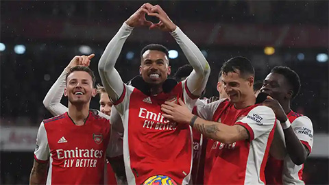 Nhìn lại Arsenal năm 2021: Ánh sáng cuối đường hầm