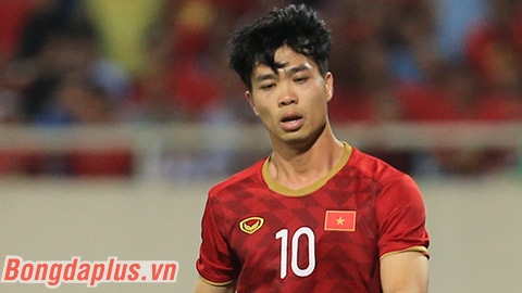 7 tuyển thủ ĐT Việt Nam khiến Kiatisak phải… đau đầu