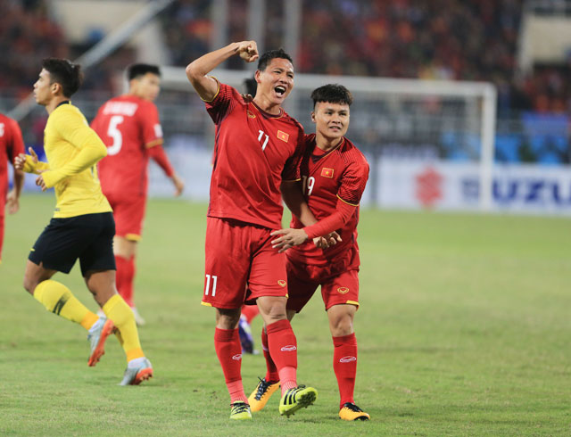 Anh Đức ăn mừng bàn thắng duy nhất trong trận chung kết lượt về AFF Cup 2018