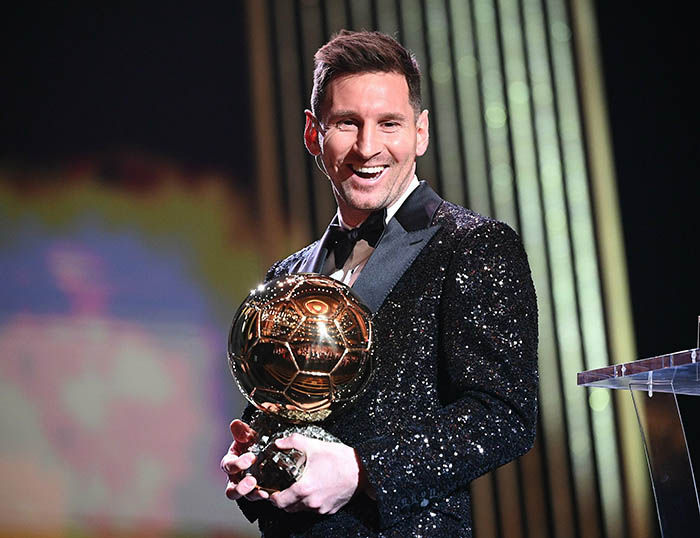 Messi giành Quả Bóng Vàng 2021