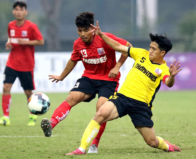 Thanh Khôi (vàng) được lựa chọn lên đội U23 Việt Nam 