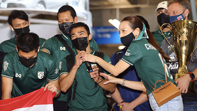 Chanathip trở lại Nhật Bản sau khi toả sáng với ĐT Thái Lan ở AFF Cup 2020