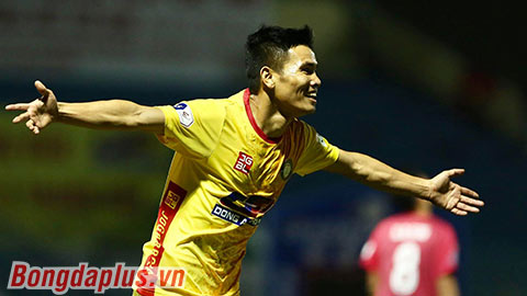 Văn Thắng ghi cả 3 bàn thắng giúp Thanh Hoá thắng ngược Viettel ở trận khai màn giải Viettel Open 2022 