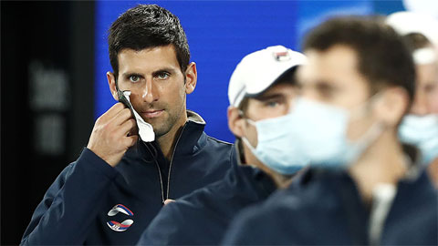 Djokovic bị trục xuất khỏi Australia