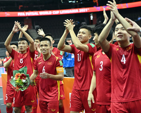 ĐT futsal Việt Nam thi đấu thăng hoa tại World Cup 2021 khi lọt vào vòng 1/8 Ảnh: QUANG THẮNG để thực hiện tốt hơn các nhiệm vụ được giao.