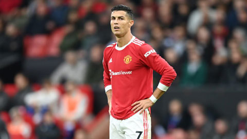 'MU nên bán Ronaldo vào mùa Hè để giúp 3 ngôi sao khác thăng hoa'