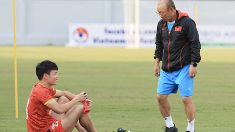 Bóng đá Việt Nam thích ứng với Covid-19