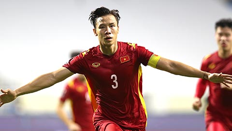 Quế Ngọc Hải ghi bàn trong trận đấu nội bộ của ĐT Việt Nam