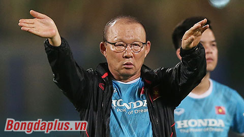 HLV Park Hang Seo loại Trọng Long, giữ Hữu Tuấn cho danh sách Việt Nam vs Australia