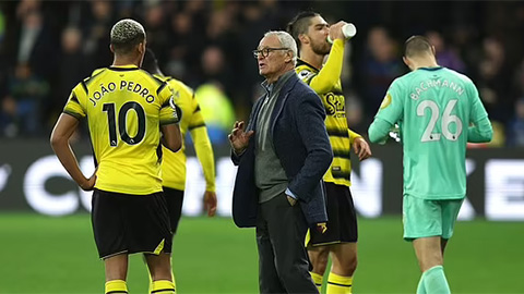 Ranieri bị Watford sa thải: Sự bệ rạc cuối sự nghiệp
