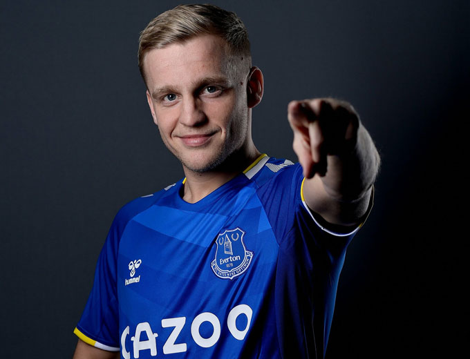Van de Beek đã gia nhập Everton