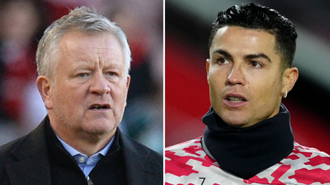 Cầu thủ Middlesbrough bị cấm đổi áo với Ronaldo