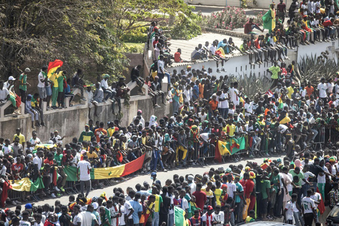 Lễ diễu hành hoàng tráng của ĐT Senegal sau chức vô địch AFCON