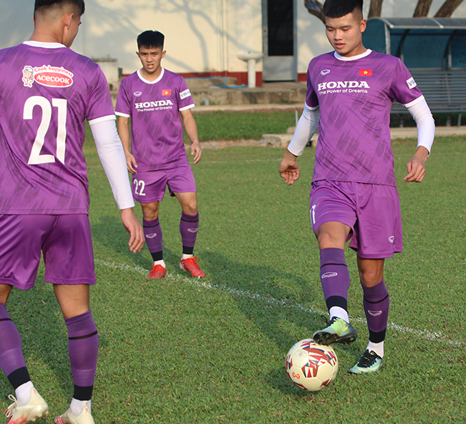 Đây là buổi đầu tiên, U23 Việt Nam tập luyện với bóng thi đấu ở giải U23 Đông Nam Á