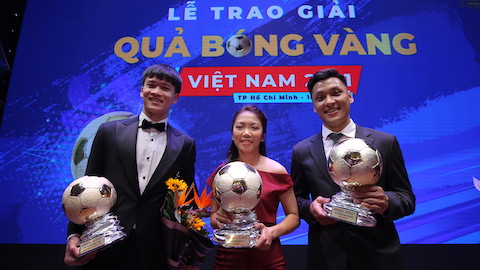 Gala trao thưởng Quả bóng vàng Việt Nam 2021: Hoàng Đức, Huỳnh Như và Văn Ý lên ngôi