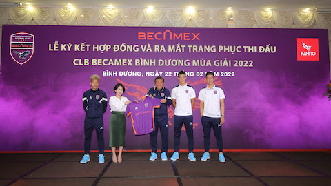 B.Bình Dương xuất quân và ra mắt trang phục thi đấu mùa giải V.League 2022