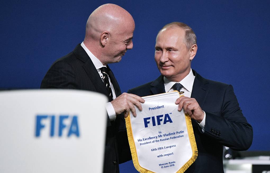 Chủ tịch của FIFA bày tỏ sự kính trọng với Tổng thống Putin tại World Cup 2018