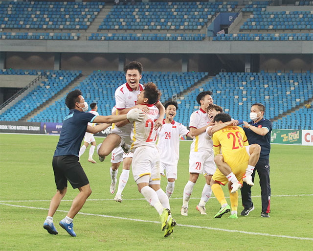 Đội hình U23 Việt Nam vừa lên ngôi ở giải U23 ĐNÁ sở hữu nhiều cầu thủ tài năng chỉ mới 20-21 tuổi - Ảnh: PHAN HỒNG