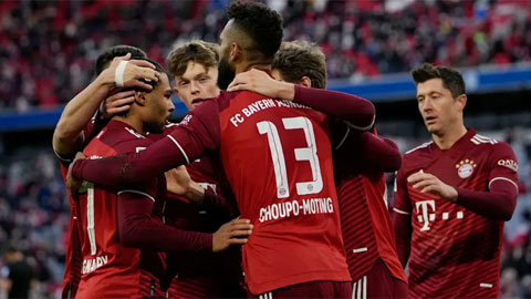 Bayern đòi nợ Frankfurt thành công nhưng vẫn còn vết gợn