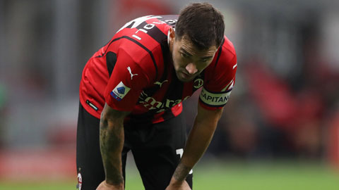 Milan mất thủ quân cho trận gặp Napoli