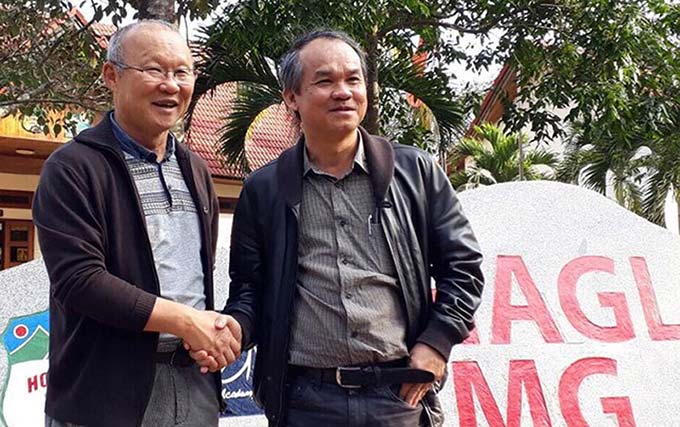 V.League còn 2 ông bầu tâm huyết với HAGL và Hà Nội FC 