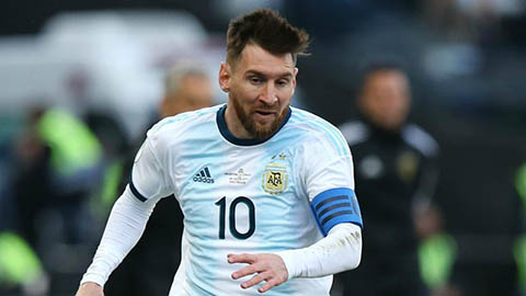Messi vẫn được gọi lên tuyển dù Argentina đã có vé đến Qatar