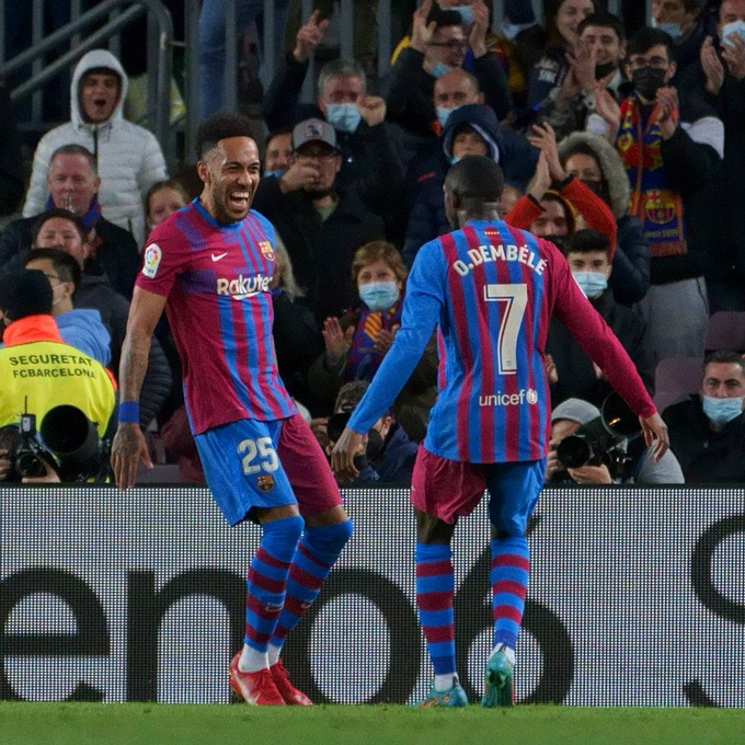 Dembele và Aubameyang cũng góp công lớn trong chiến thắng của Barca