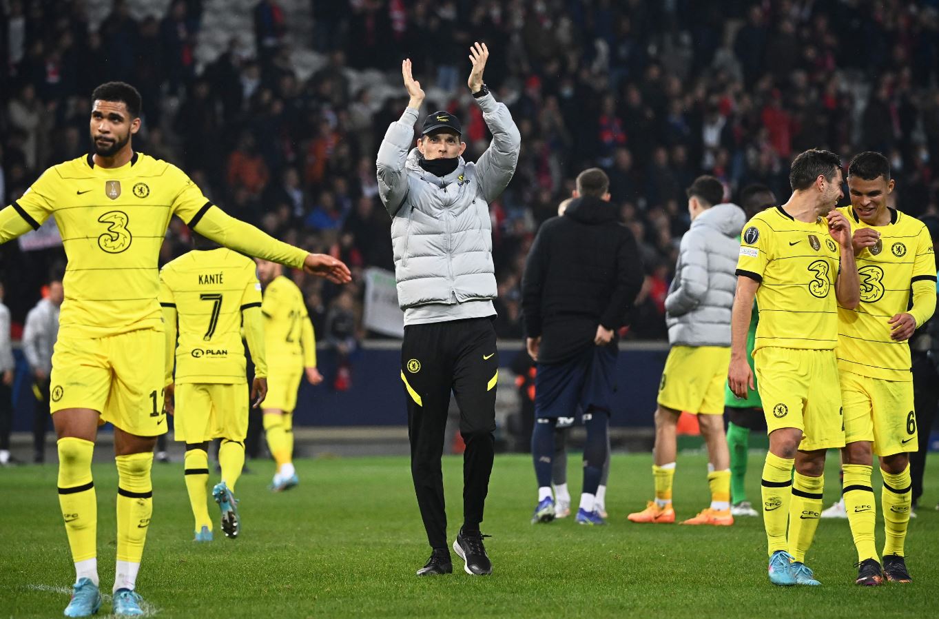 Chelsea ăn mừng chiến thắng trên sân của Lille mới đây