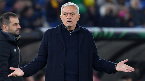 Mourinho: 'Roma hòa là do lỗi kỹ thuật, không phải chiến thuật'