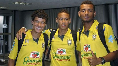  Joao Pedro từng là đồng đội của Neymar và Coutinho  ở đội trẻ Brazil