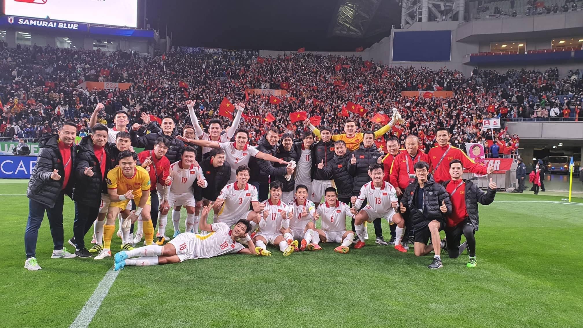 ĐT Việt Nam vui mừng sau trận hoà lịch sử trên sân của Nhật Bản - Ảnh: VFF 