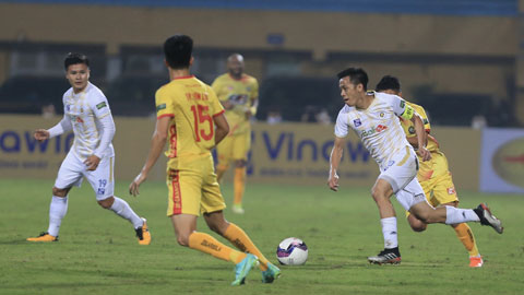 Hà Nội FC tìm quà  chia tay Quang Hải