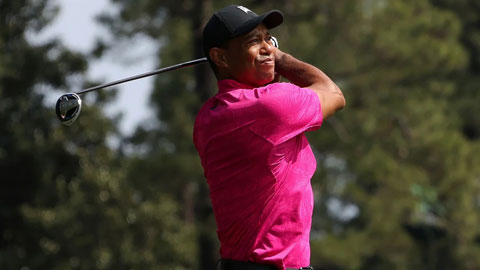 Tiger Woods vừa tái xuất sau 14 tháng bị tai nạn xe hơi