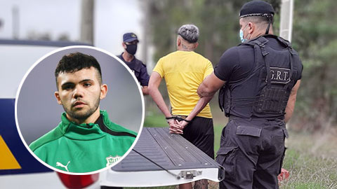 Cầu thủ Serie A bị bỏ tù vì… tặng súng cho fan